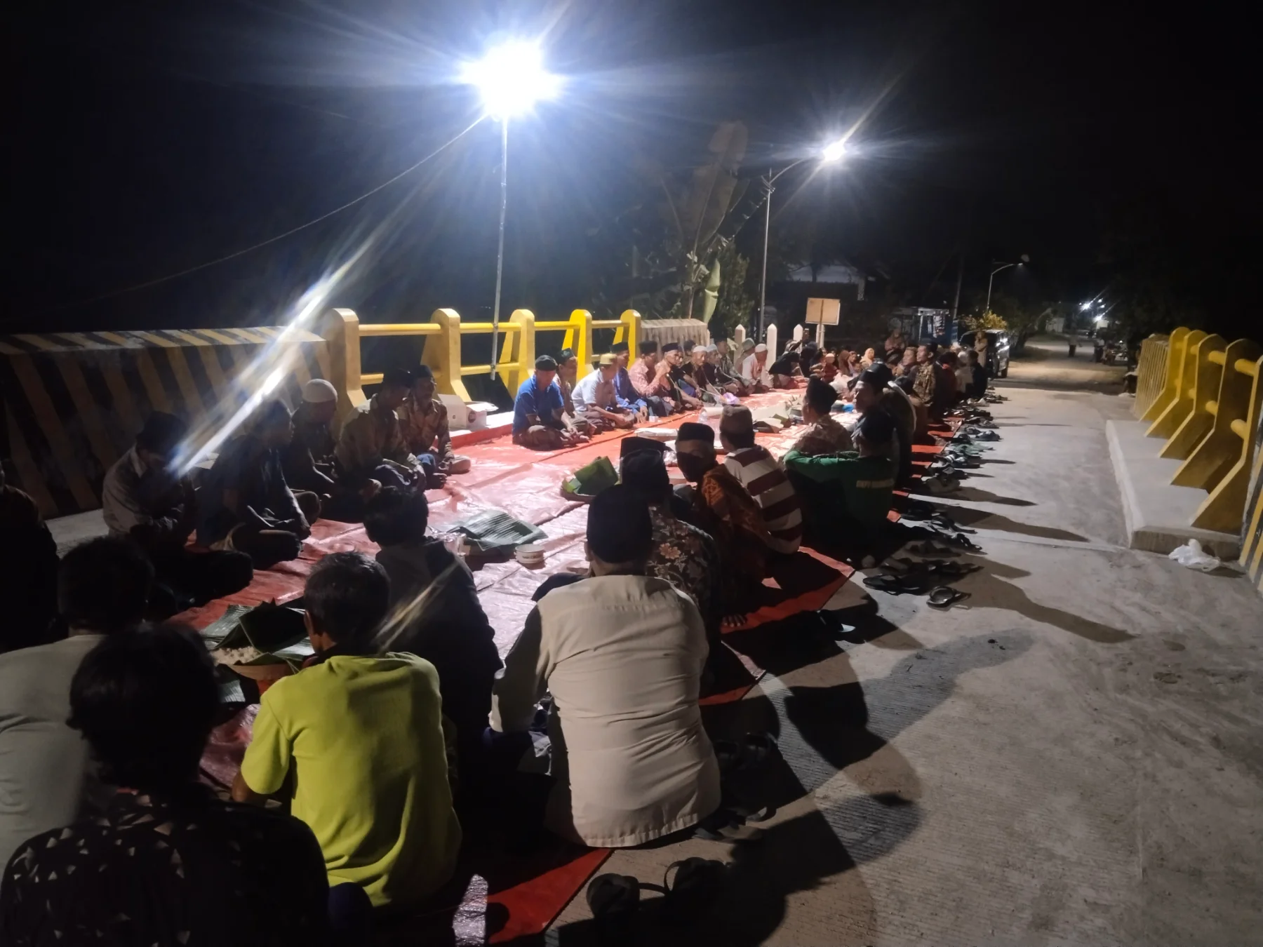 Foto 3 album Tasyakuran terbangunnya Jembatan Kedung