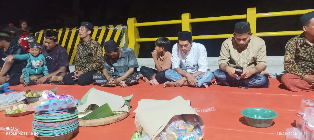 Foto 2 album Tasyakuran terbangunnya Jembatan Kedung